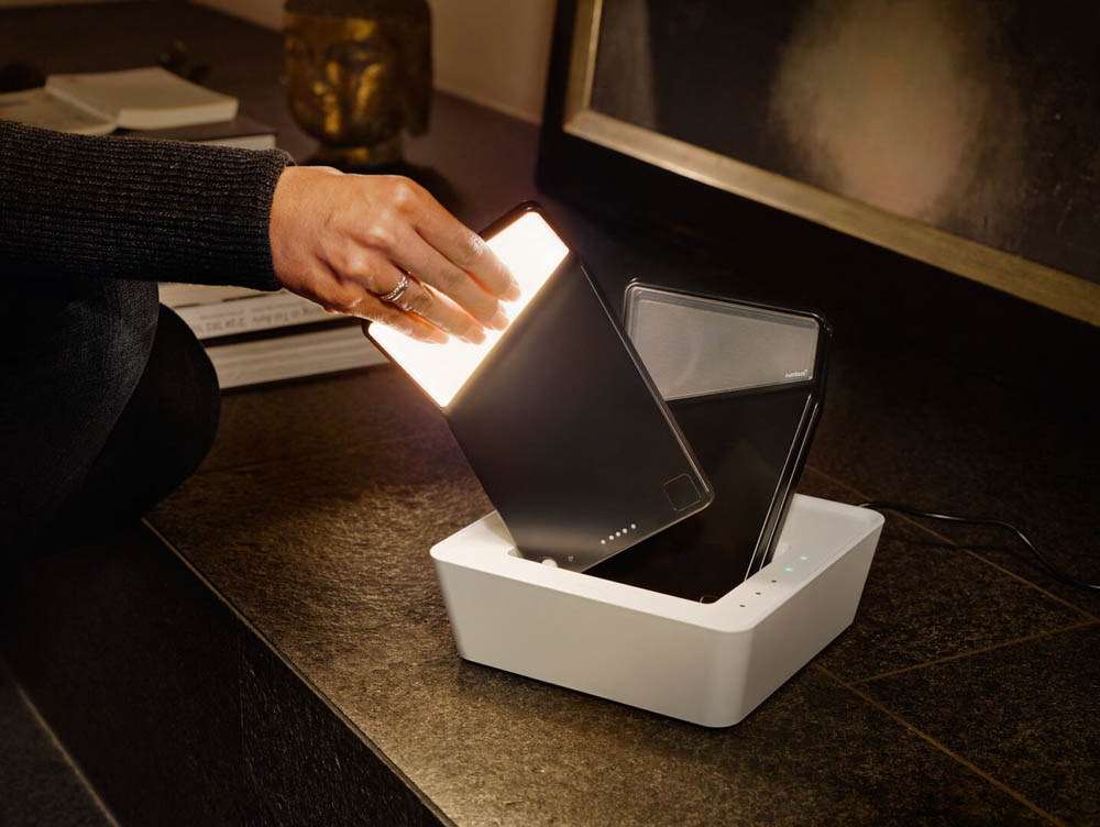 Nimbus Winglet kabellose Wandleuchte mit Ladestation