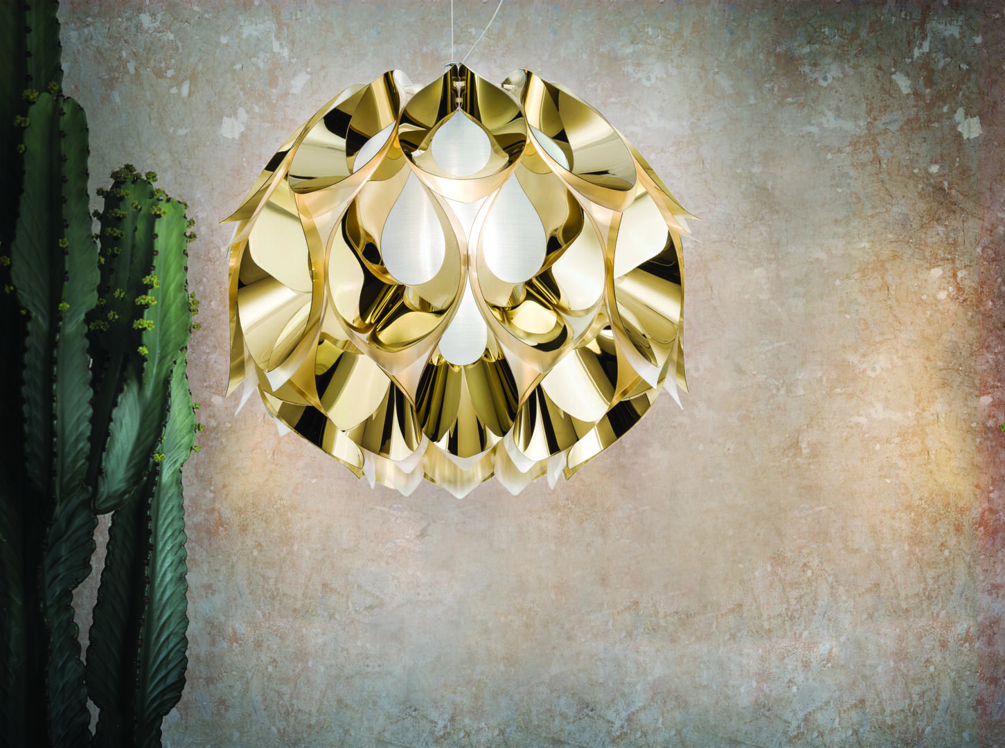 Flora Gold Suspension_cactus-set